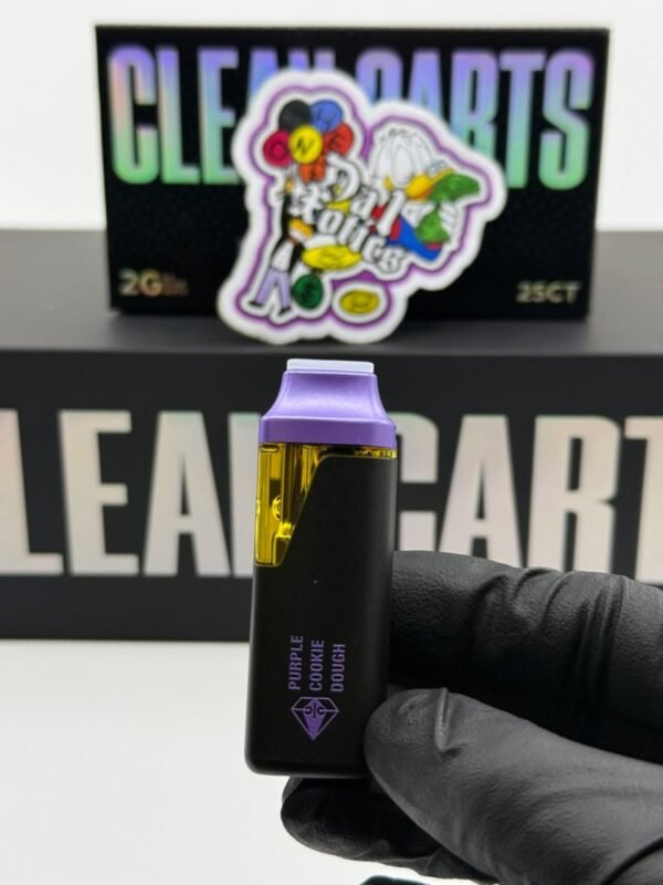 NEW CLEAN CART 2G DISPOSABLE UFC EDITION : potent 2 g liquid diamonds + live resin in a sleek, draw-activated design bold flavor, championship-level