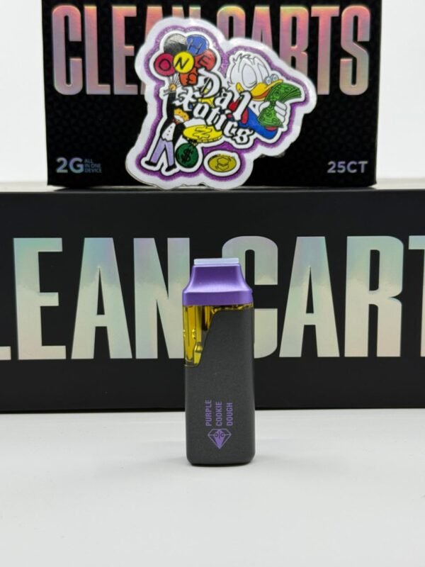 NEW CLEAN CART 2G DISPOSABLE UFC EDITION : potent 2 g liquid diamonds + live resin in a sleek, draw-activated design bold flavor, championship-level