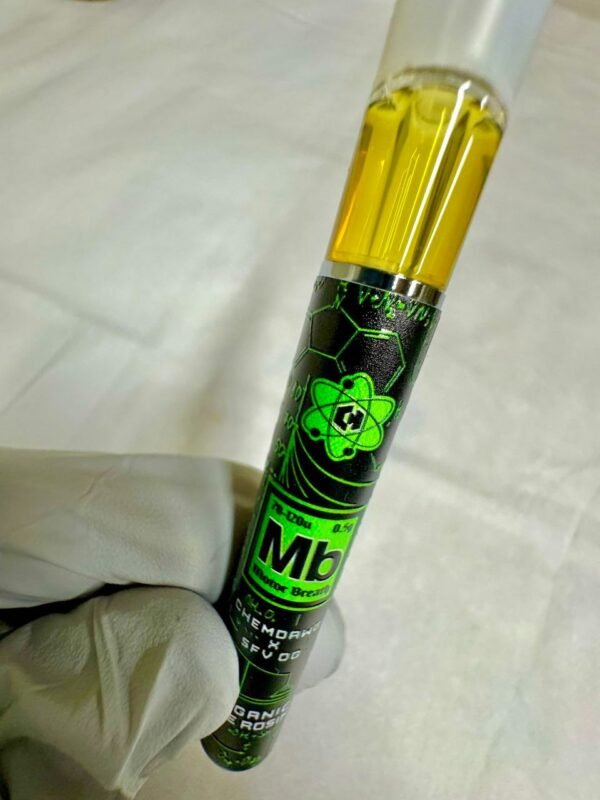Experience Chemistrees 90u Live Rosin Half G Disposables—premium solventless vape pens with rich terpene flavor, smooth hits, and rechargeable convenience.